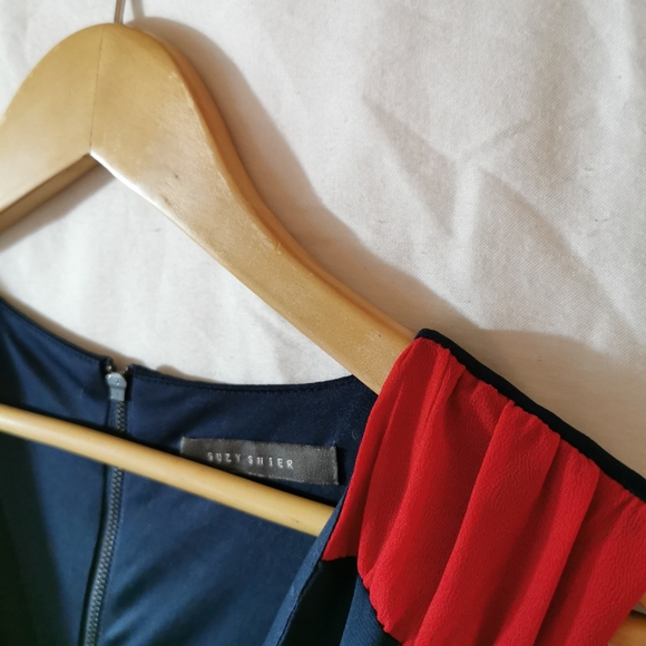Suzy Shier, Navy and Red classic, medium - Picture 3 of 7